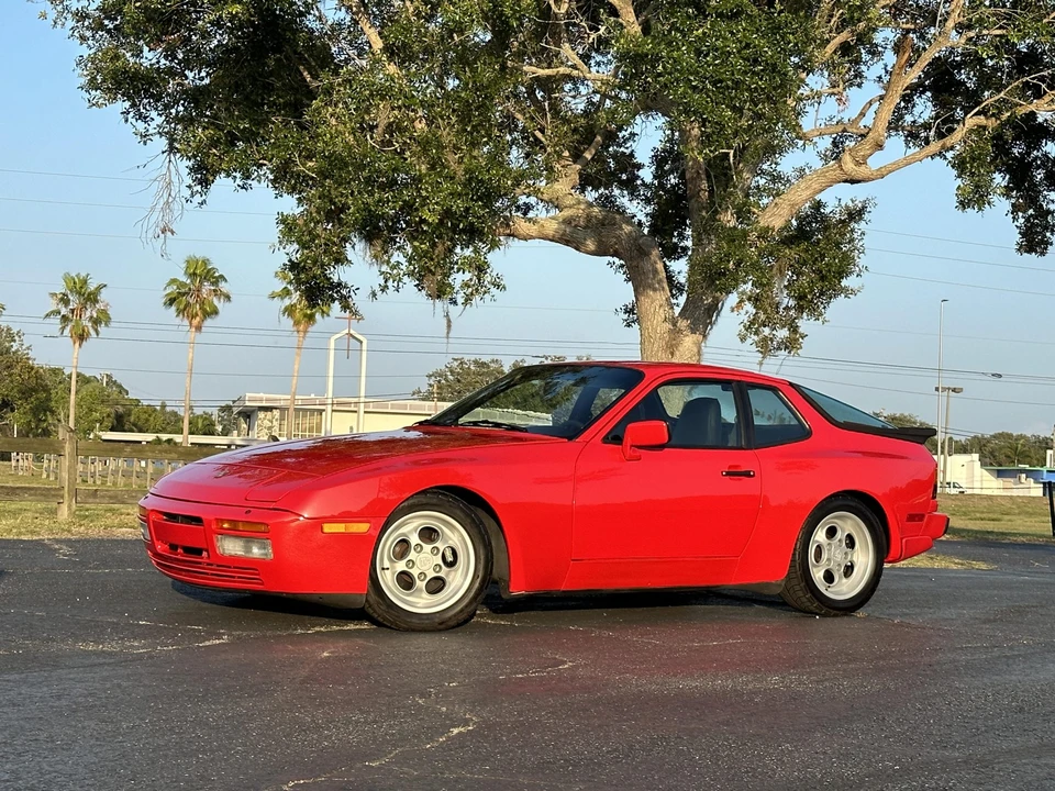 1986 Porsche 944 Turbo - Image 18 of 31