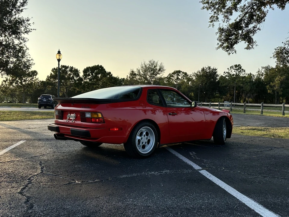 1986 Porsche 944 Turbo - Image 30 of 31