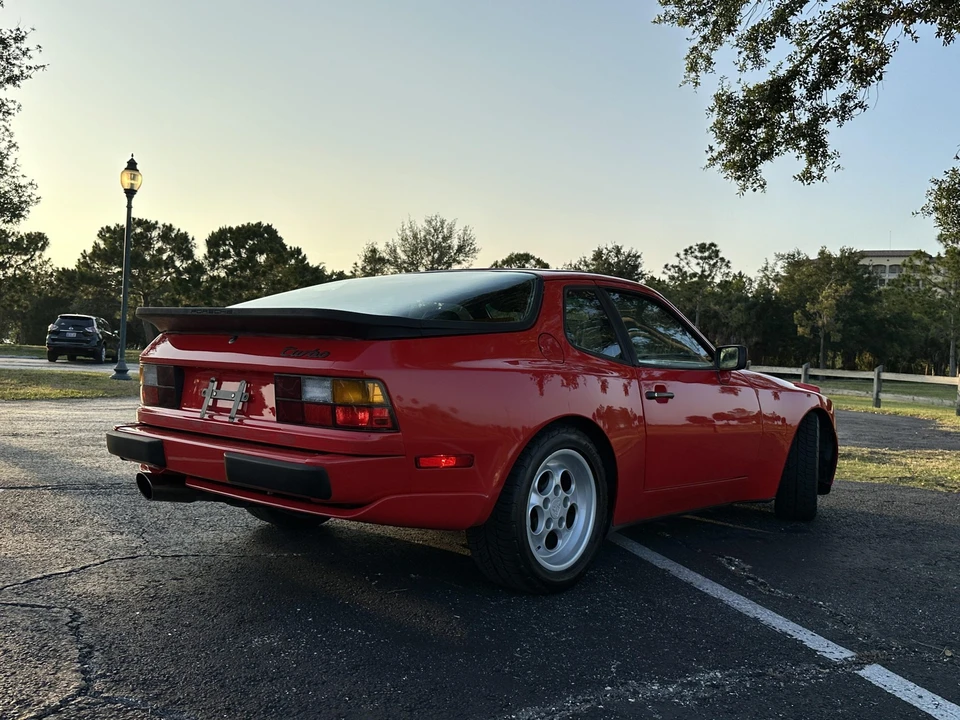 1986 Porsche 944 Turbo - Image 29 of 31