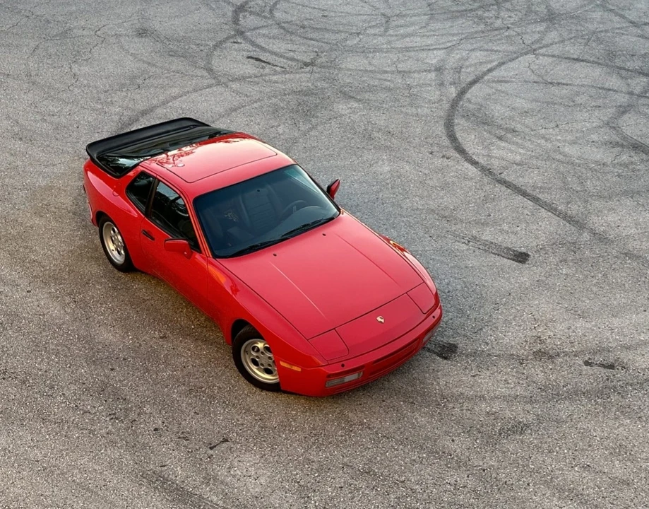 1986 Porsche 944 Turbo - Image 17 of 31