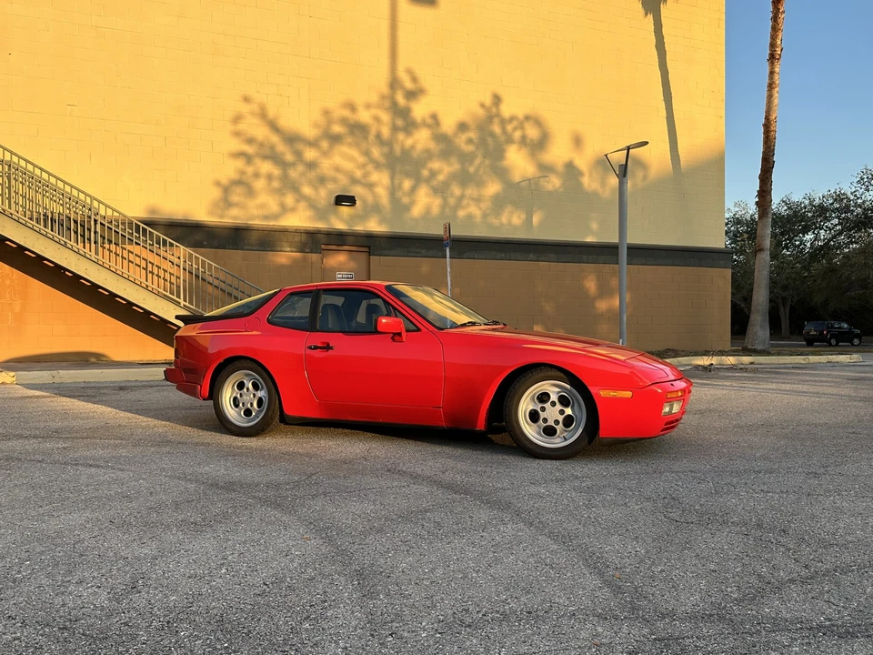 1986 Porsche 944 Turbo - Image 6 of 31