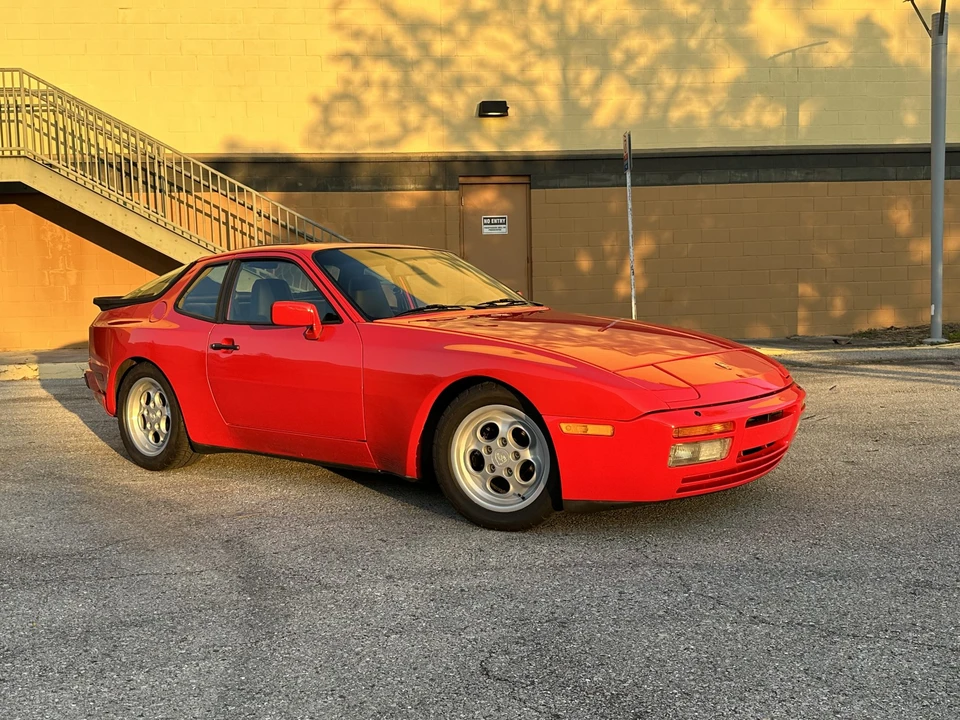 1986 Porsche 944 Turbo - Image 4 of 31