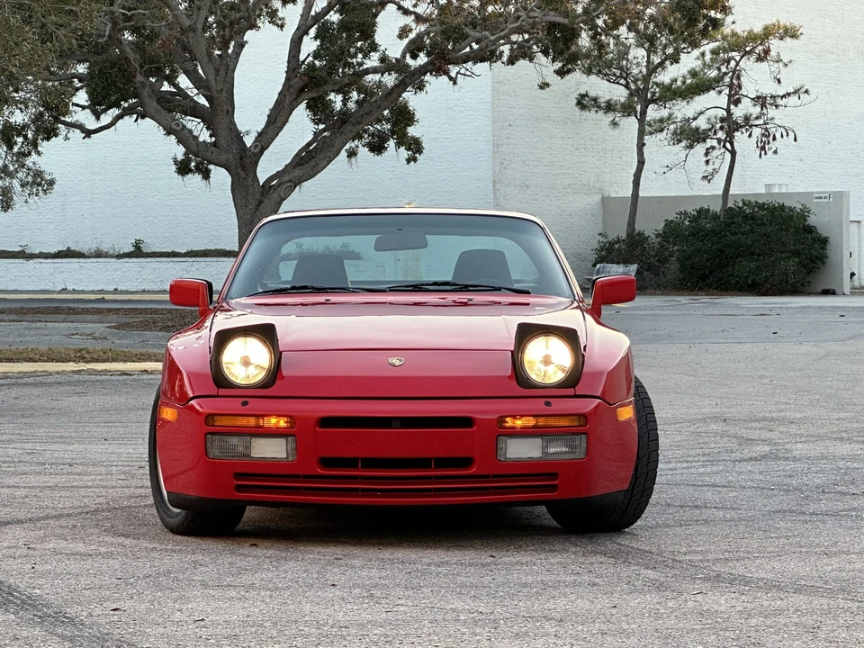 1986 Porsche 944 Turbo - Image 23 of 31