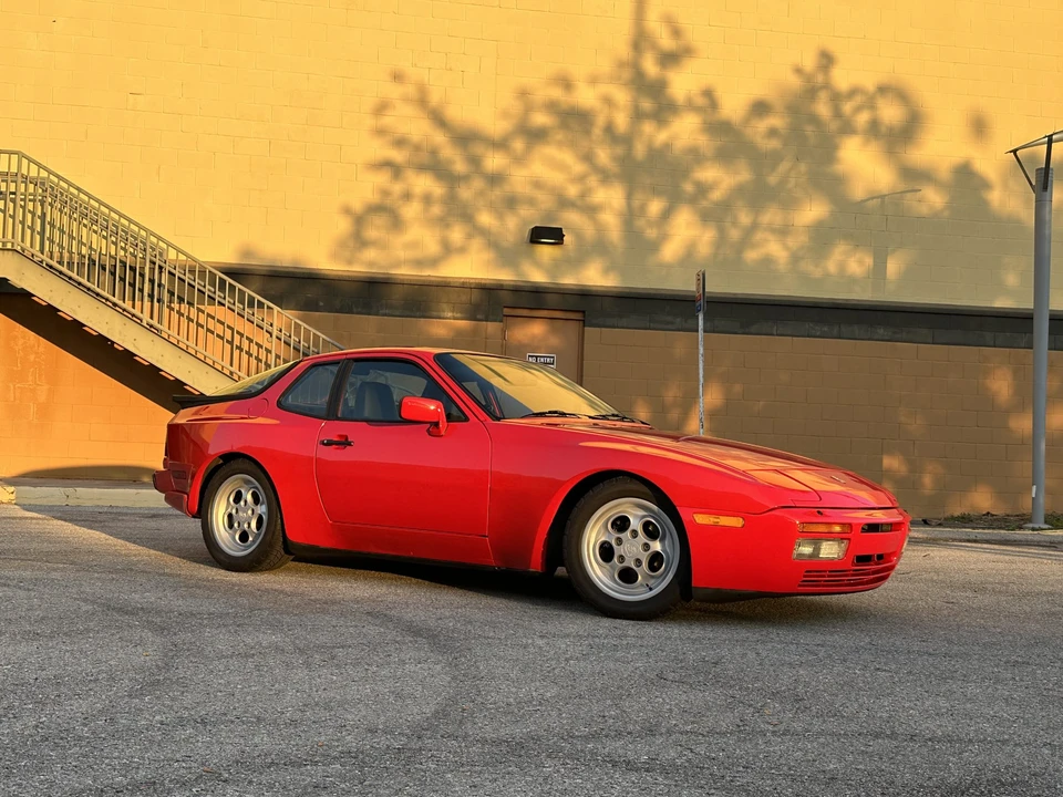 1986 Porsche 944 Turbo - Image 5 of 31