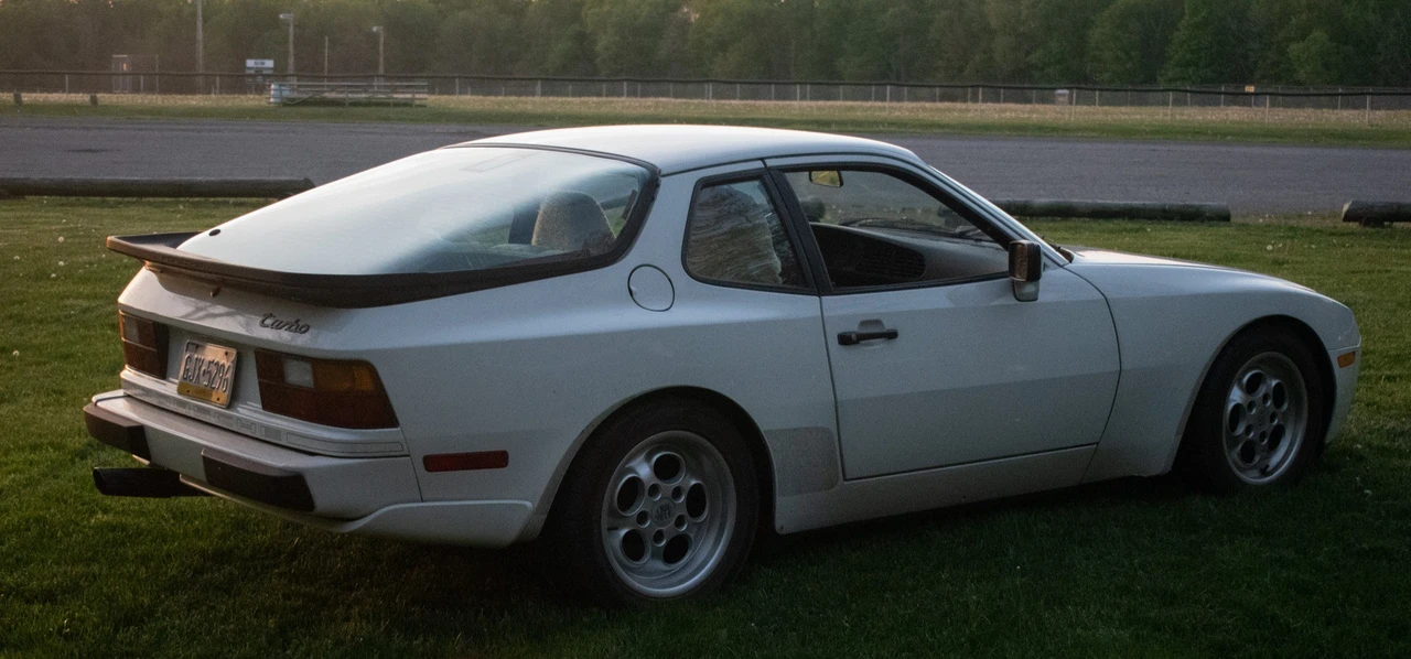 1986 Porsche 944 Turbo - Image 10 of 31