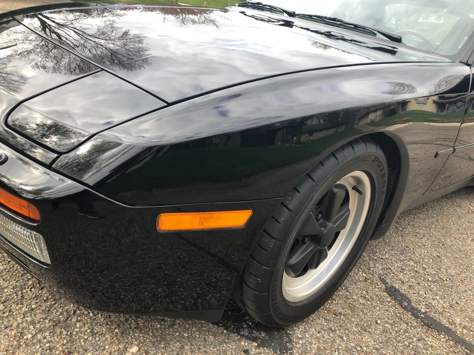 1986 Porsche 944 Turbo - Image 23 of 31