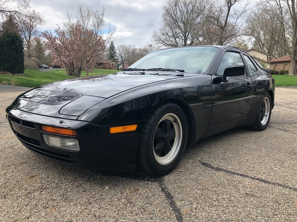 1986 Porsche 944 Turbo - Image 12 of 31