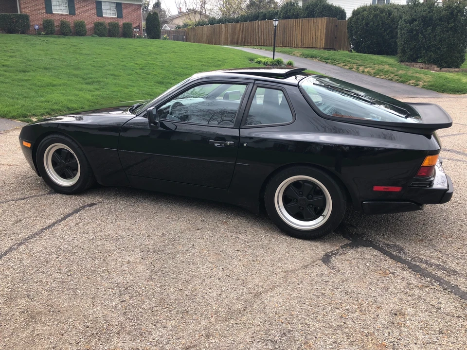 1986 Porsche 944 Turbo - Image 7 of 31