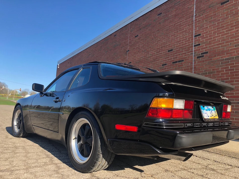 1986 Porsche 944 Turbo - Image 5 of 31