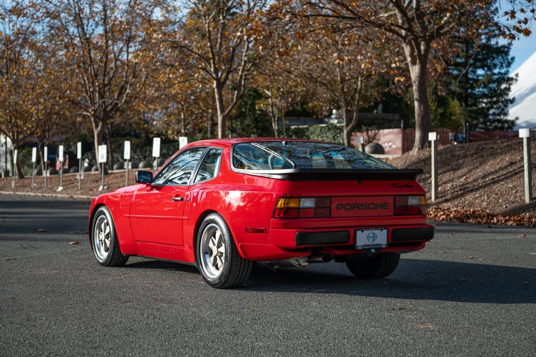 1986 Porsche 944 Turbo - Image 5 of 31