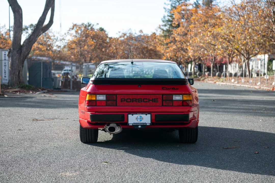 1986 Porsche 944 Turbo - Image 8 of 31