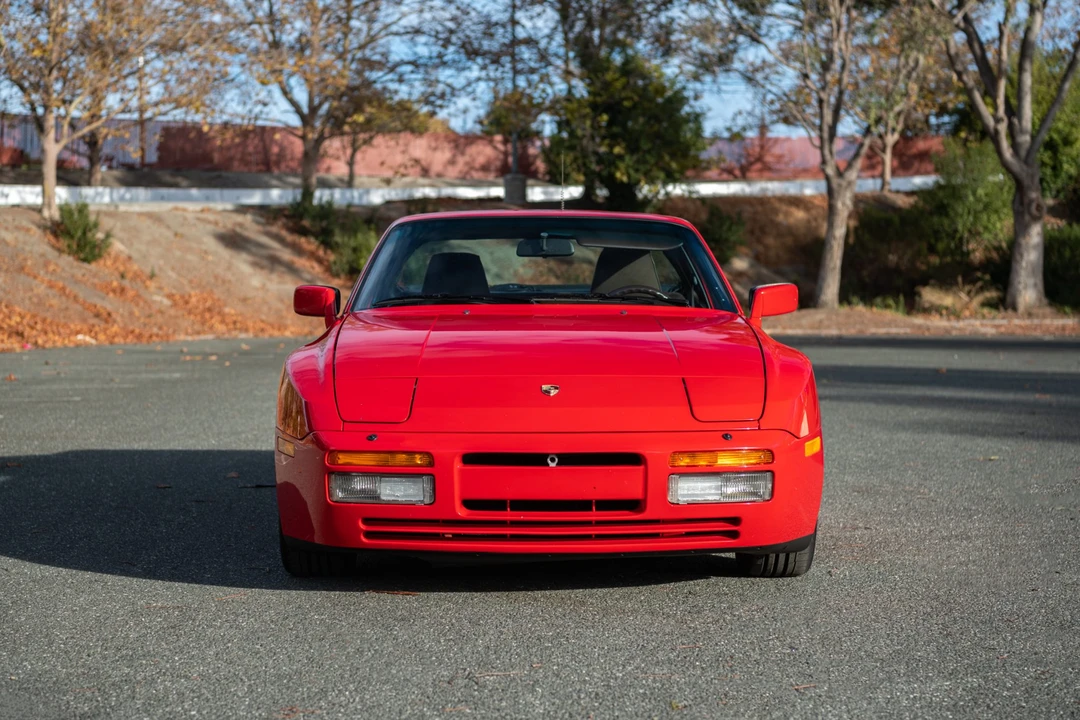1986 Porsche 944 Turbo - Image 15 of 31