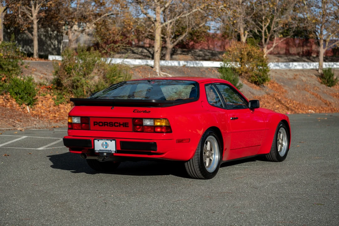 1986 Porsche 944 Turbo - Image 9 of 31