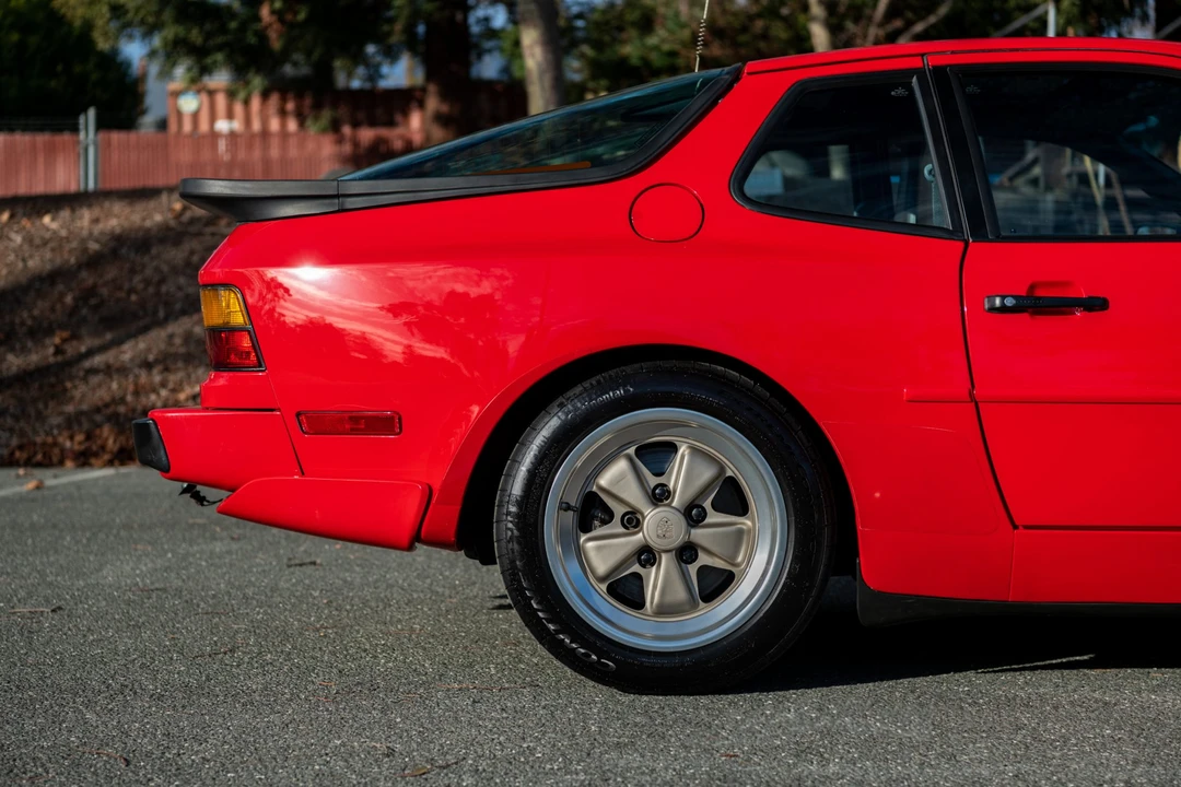 1986 Porsche 944 Turbo - Image 21 of 31