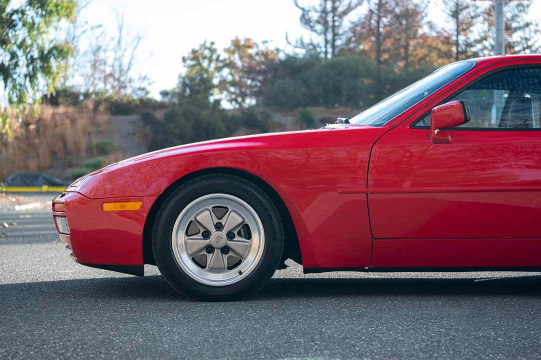 1986 Porsche 944 Turbo - Image 17 of 31