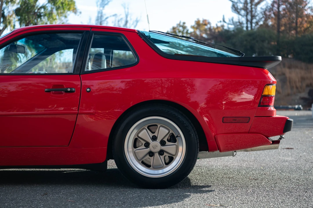 1986 Porsche 944 Turbo - Image 18 of 31