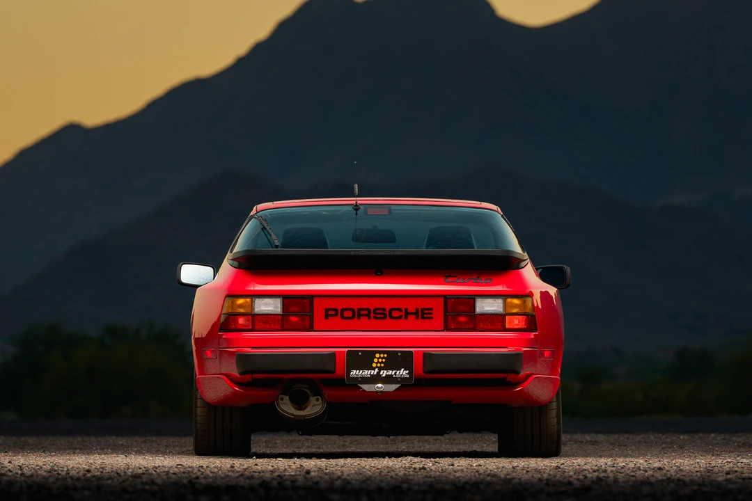 1986 Porsche 944 Turbo - Image 11 of 31