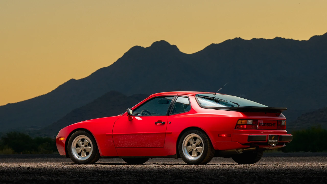 1986 Porsche 944 Turbo - Image 7 of 31