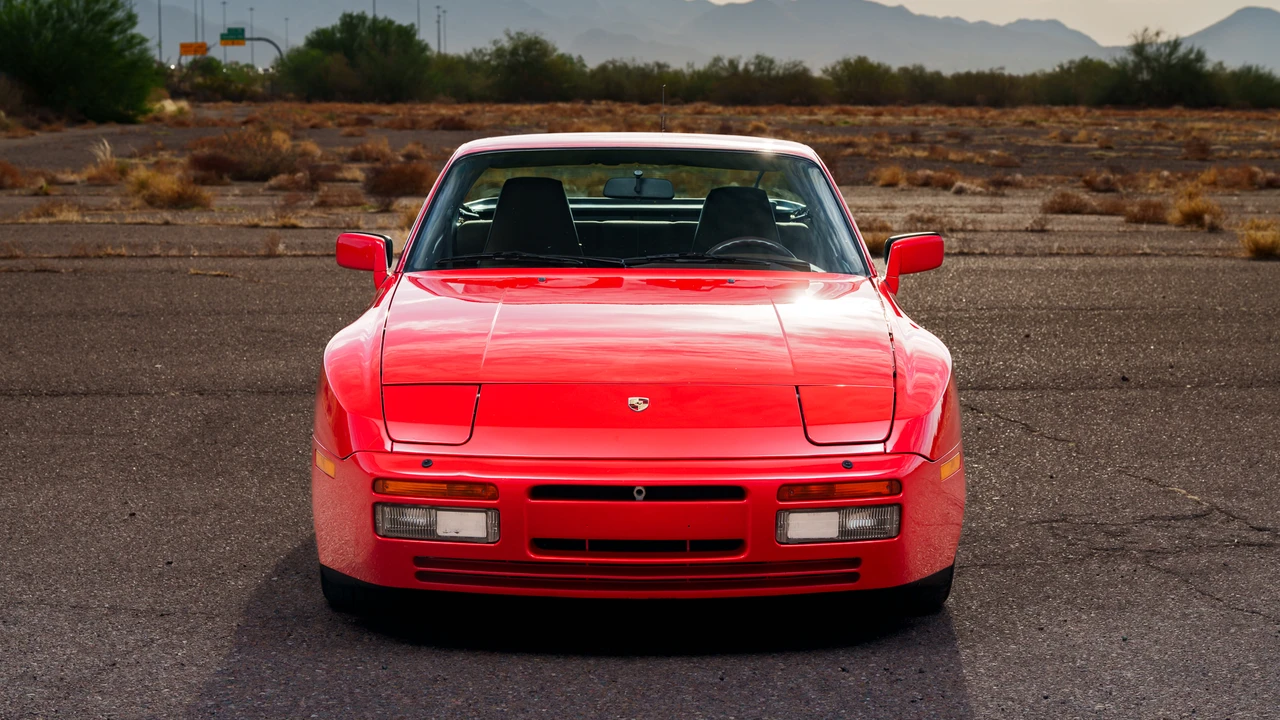 1986 Porsche 944 Turbo - Image 12 of 31
