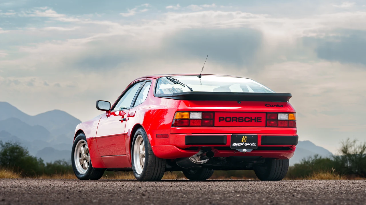 1986 Porsche 944 Turbo - Image 22 of 31