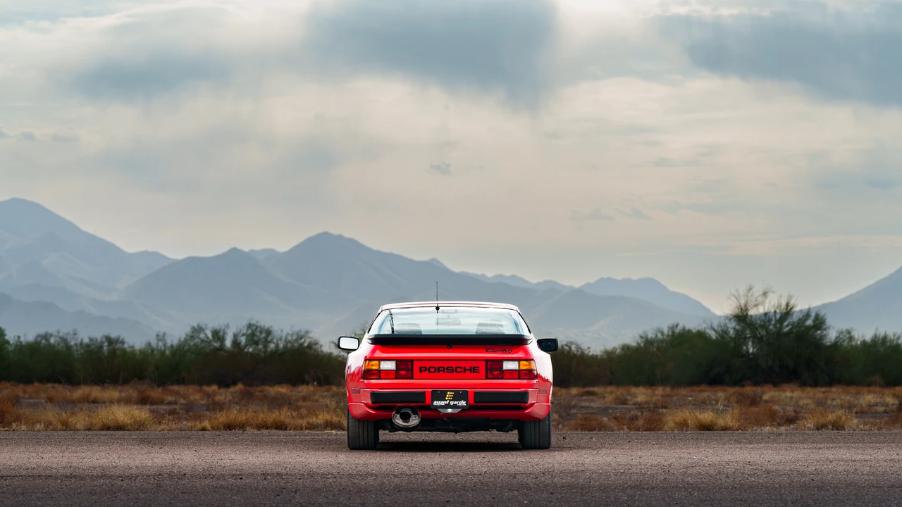 1986 Porsche 944 Turbo - Image 25 of 31