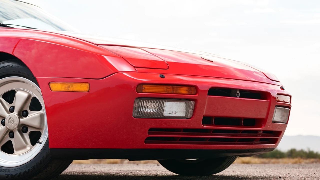 1986 Porsche 944 Turbo - Image 30 of 31