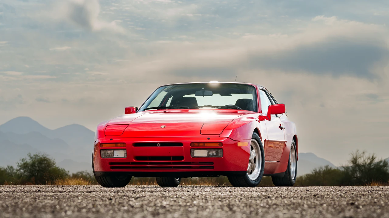 1986 Porsche 944 Turbo - Image 6 of 31