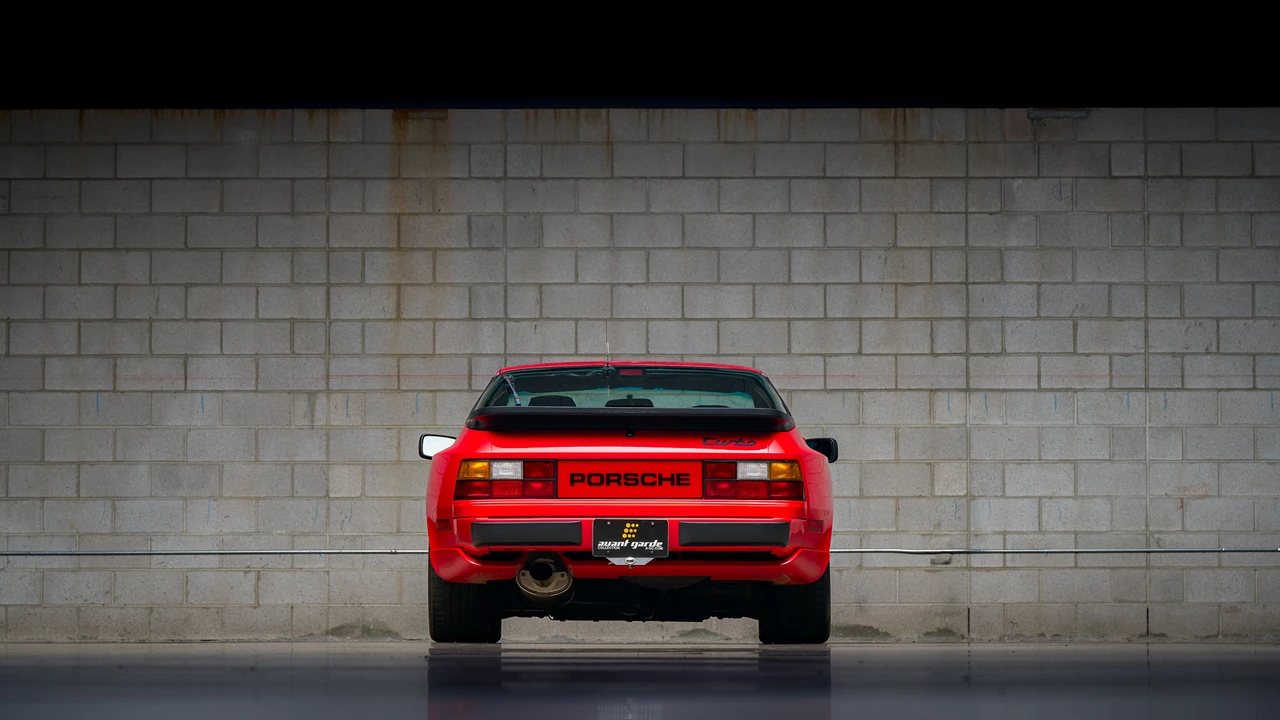 1986 Porsche 944 Turbo - Image 26 of 31