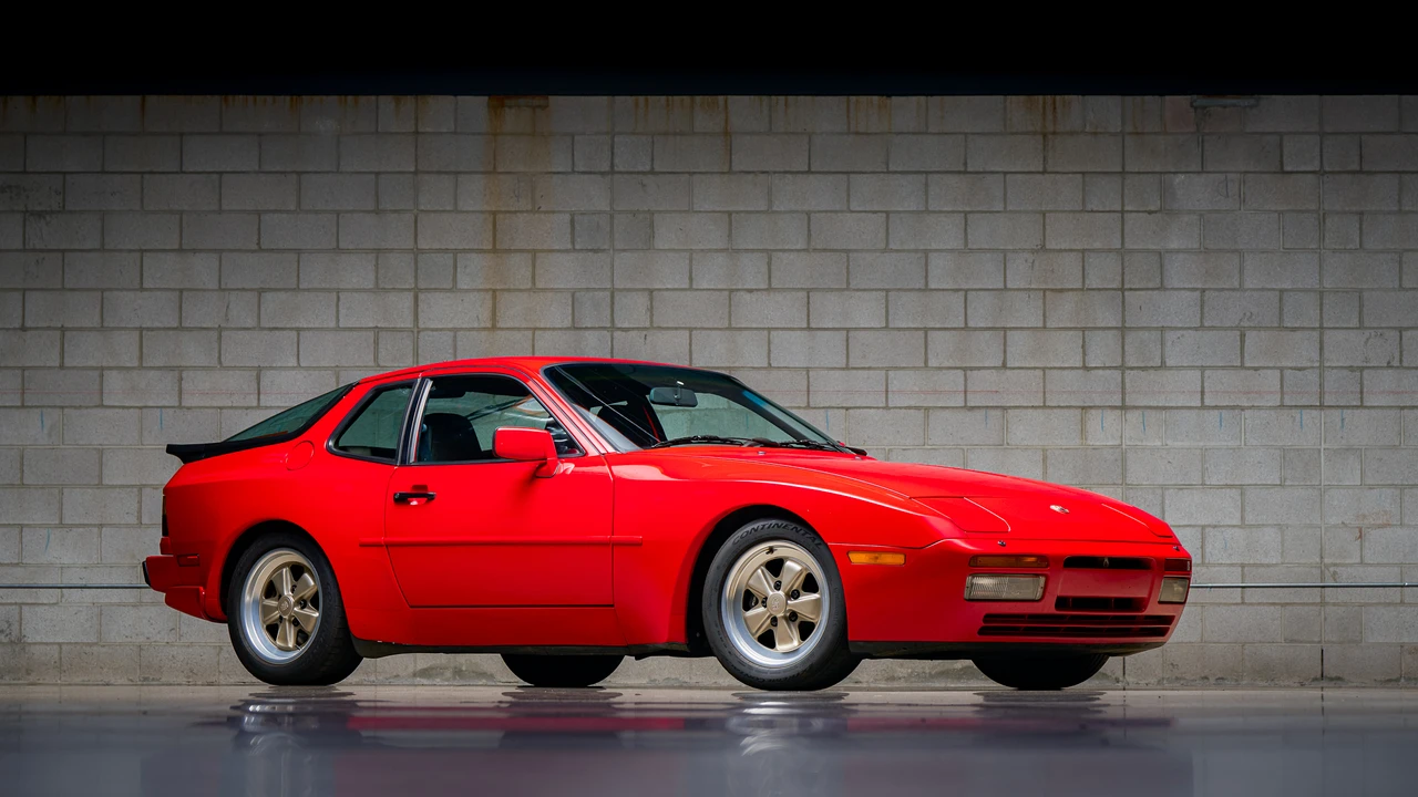 1986 Porsche 944 Turbo - Image 29 of 31