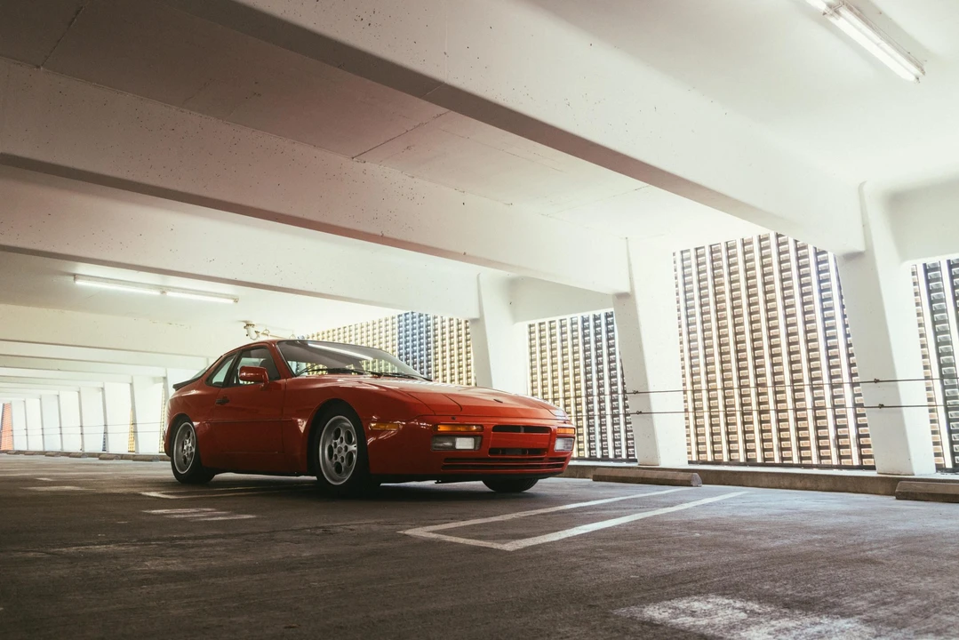 1986 Porsche 944 Turbo - Image 23 of 31