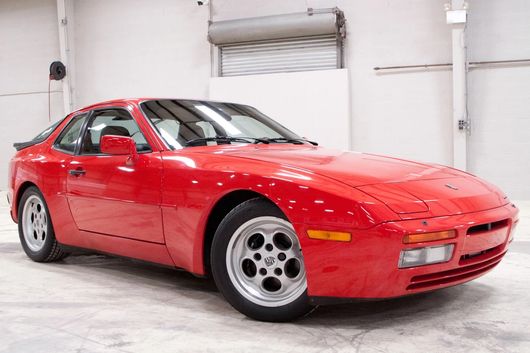 1986 Porsche 944 Turbo - Image 12 of 31