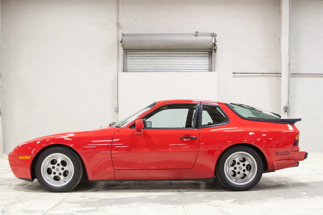 1986 Porsche 944 Turbo - Image 6 of 31