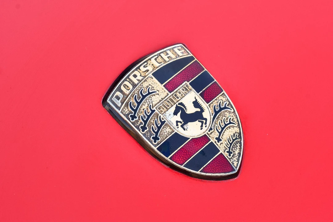 1986 Porsche 944 Turbo - Image 19 of 31