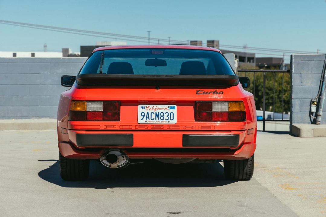 1986 Porsche 944 Turbo - Image 14 of 31