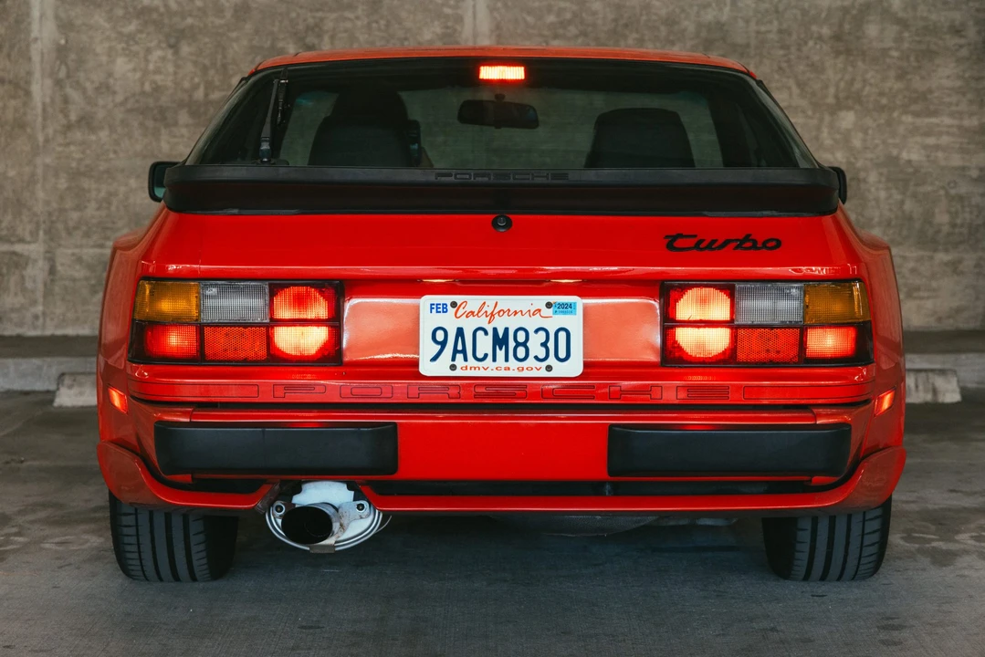 1986 Porsche 944 Turbo - Image 15 of 31