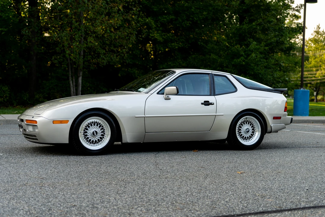 1986 Porsche 944 Turbo - Image 3 of 31