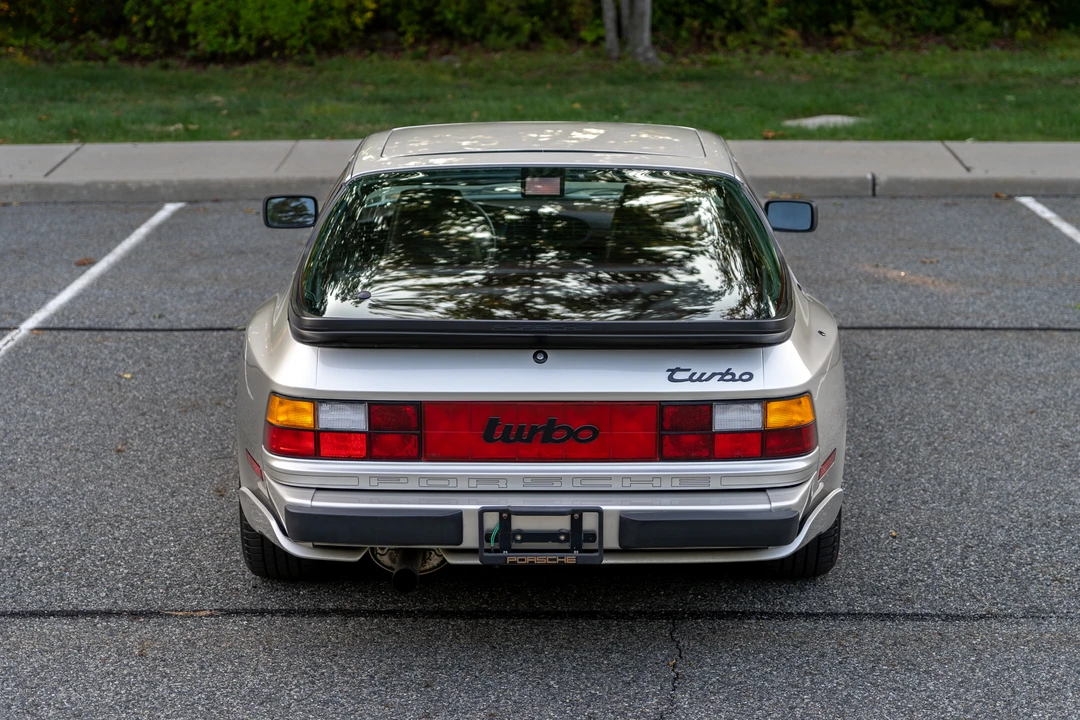 1986 Porsche 944 Turbo - Image 6 of 31