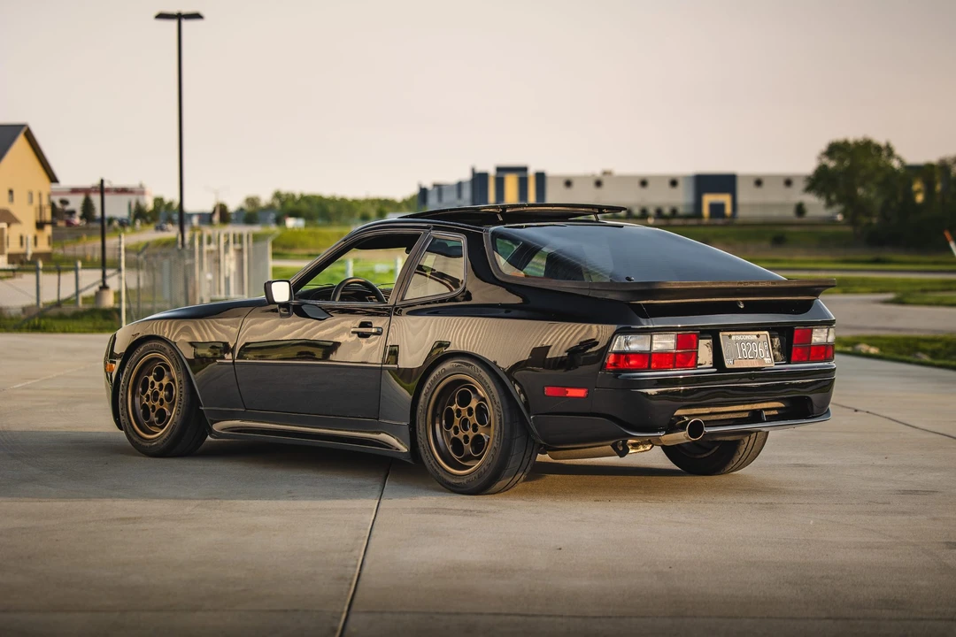 1986 Porsche 944 Turbo - Image 14 of 31