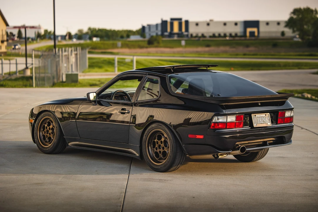 1986 Porsche 944 Turbo - Image 15 of 31
