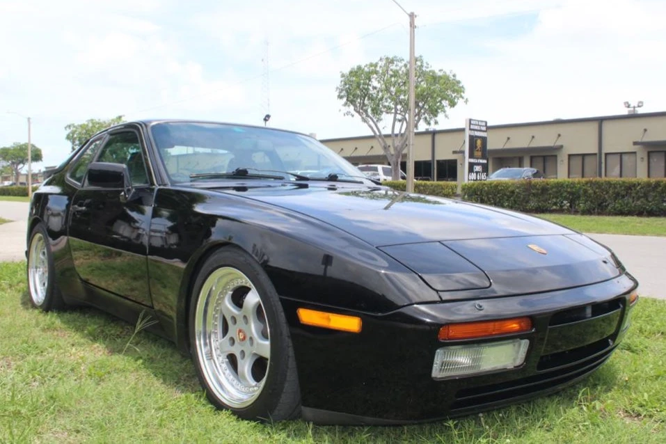 1986 Porsche 944 Turbo - Image 4 of 31