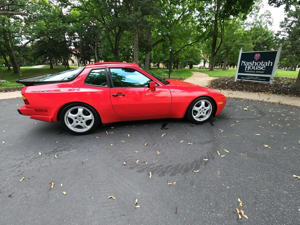 1986 Porsche 944 Turbo - Image 27 of 31