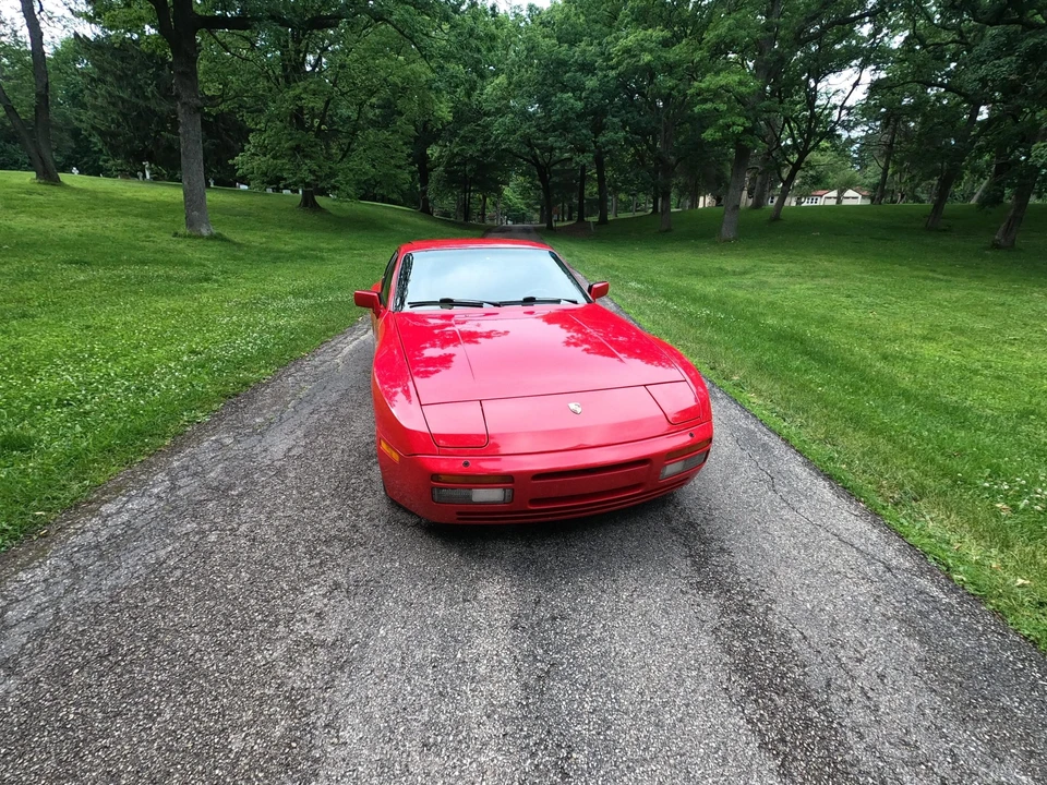 1986 Porsche 944 Turbo - Image 13 of 31