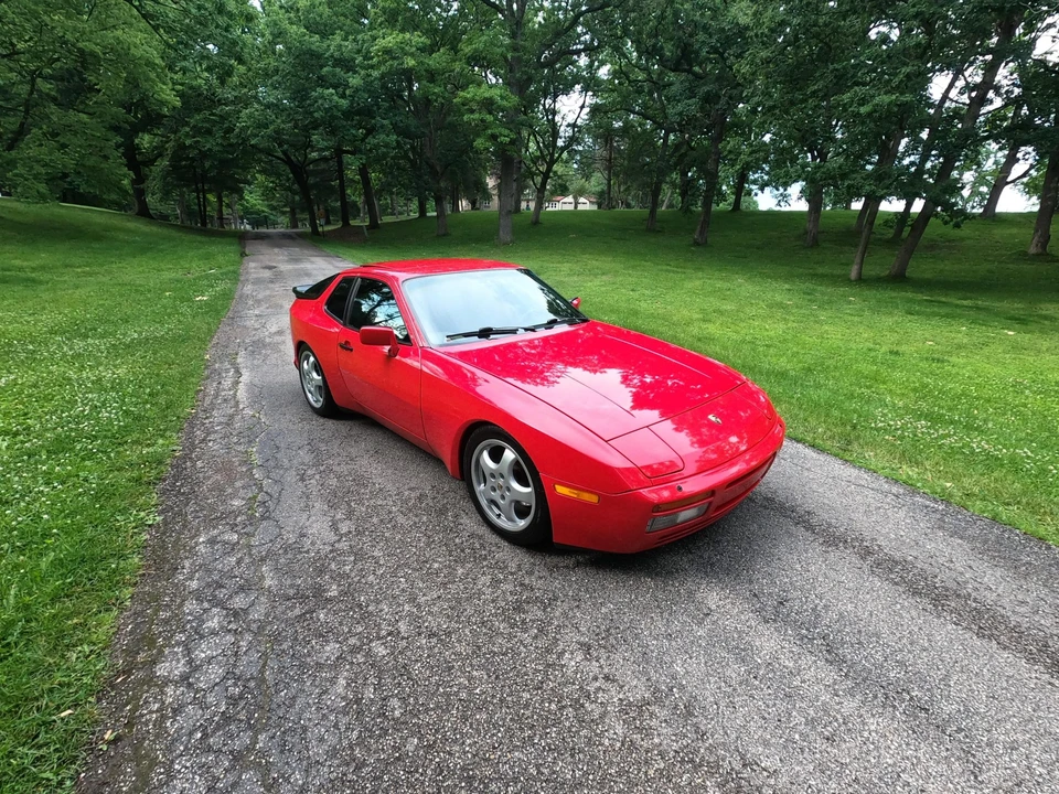 1986 Porsche 944 Turbo - Image 19 of 31