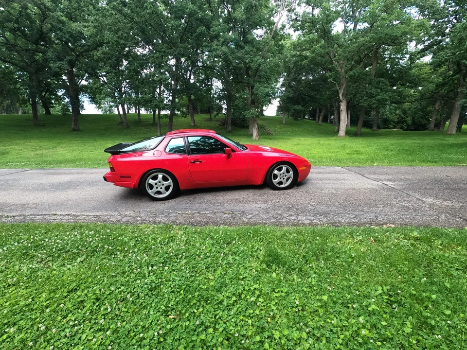 1986 Porsche 944 Turbo - Image 28 of 31