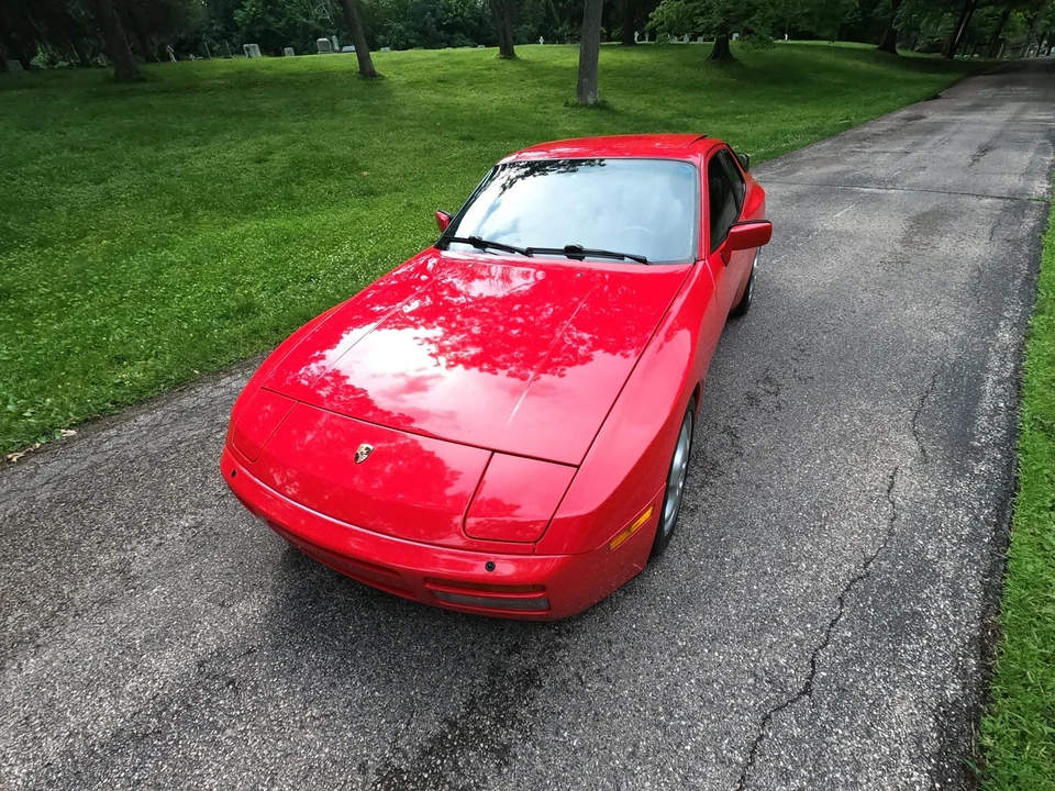 1986 Porsche 944 Turbo - Image 9 of 31