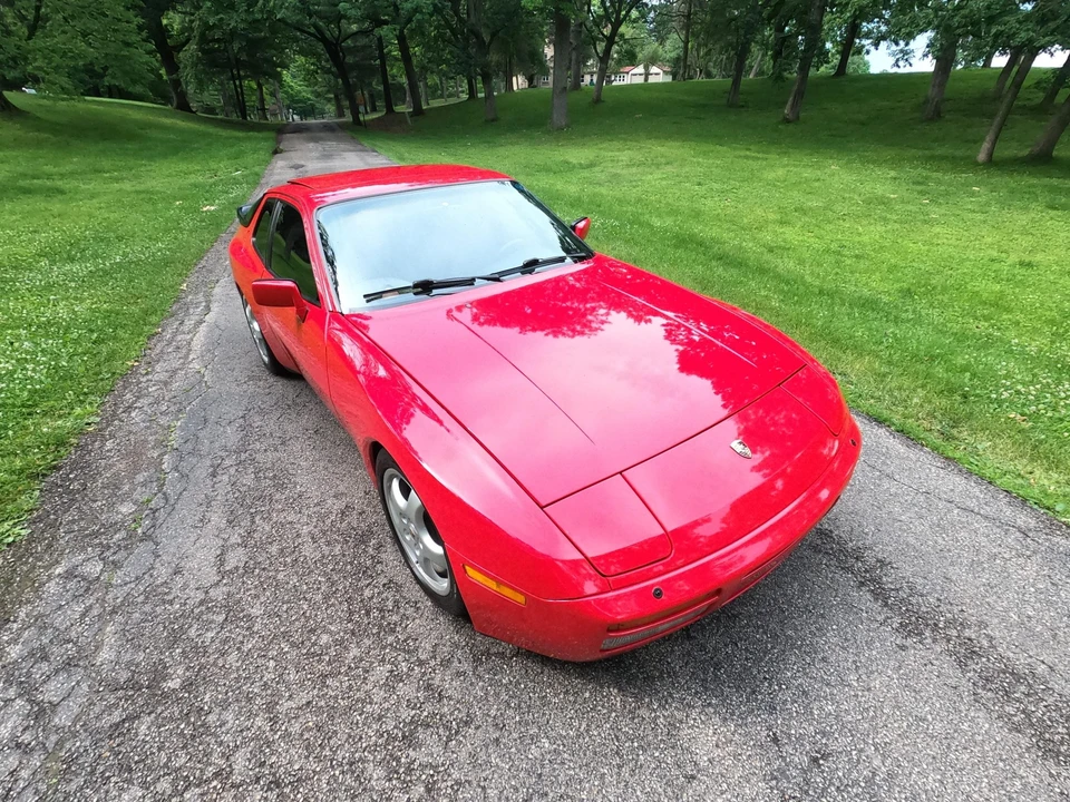 1986 Porsche 944 Turbo - Image 14 of 31