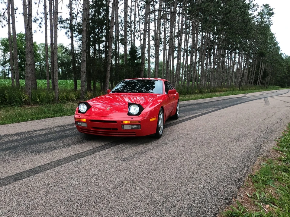 1986 Porsche 944 Turbo - Image 7 of 31