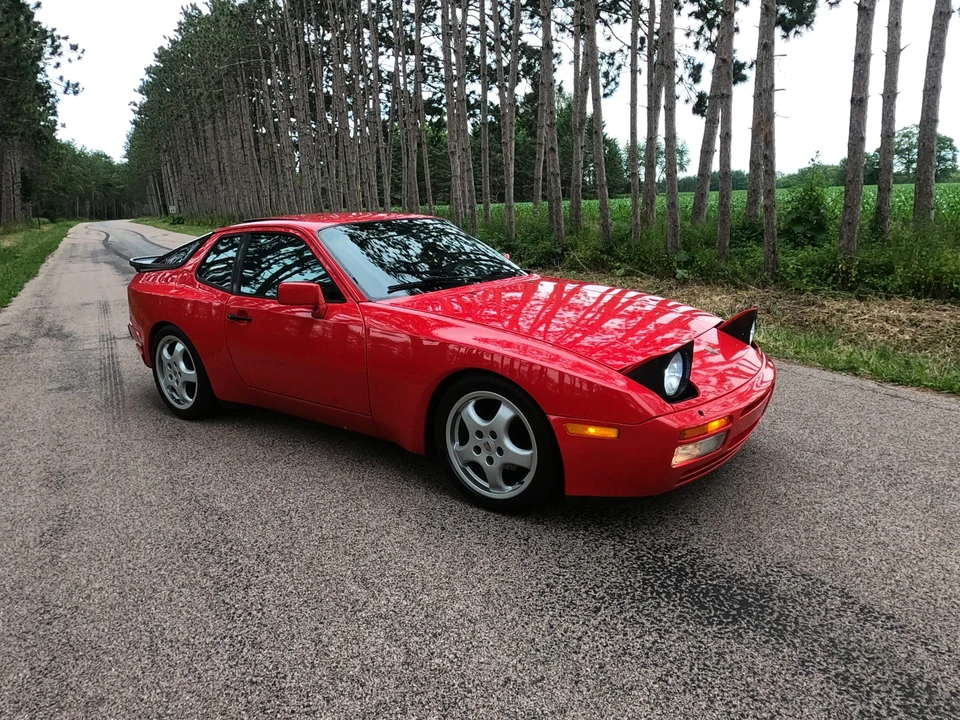 1986 Porsche 944 Turbo - Image 25 of 31