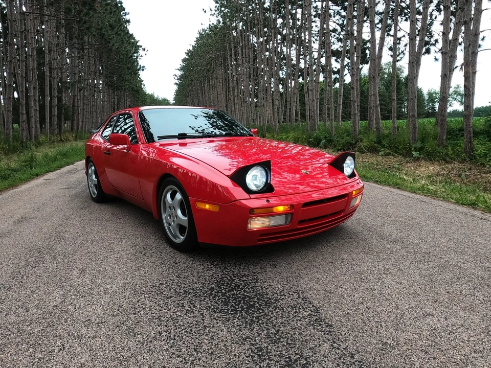 1986 Porsche 944 Turbo - Image 22 of 31