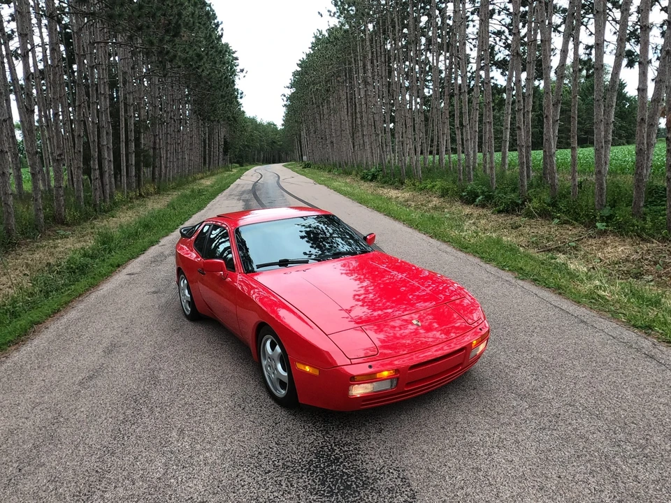 1986 Porsche 944 Turbo - Image 16 of 31